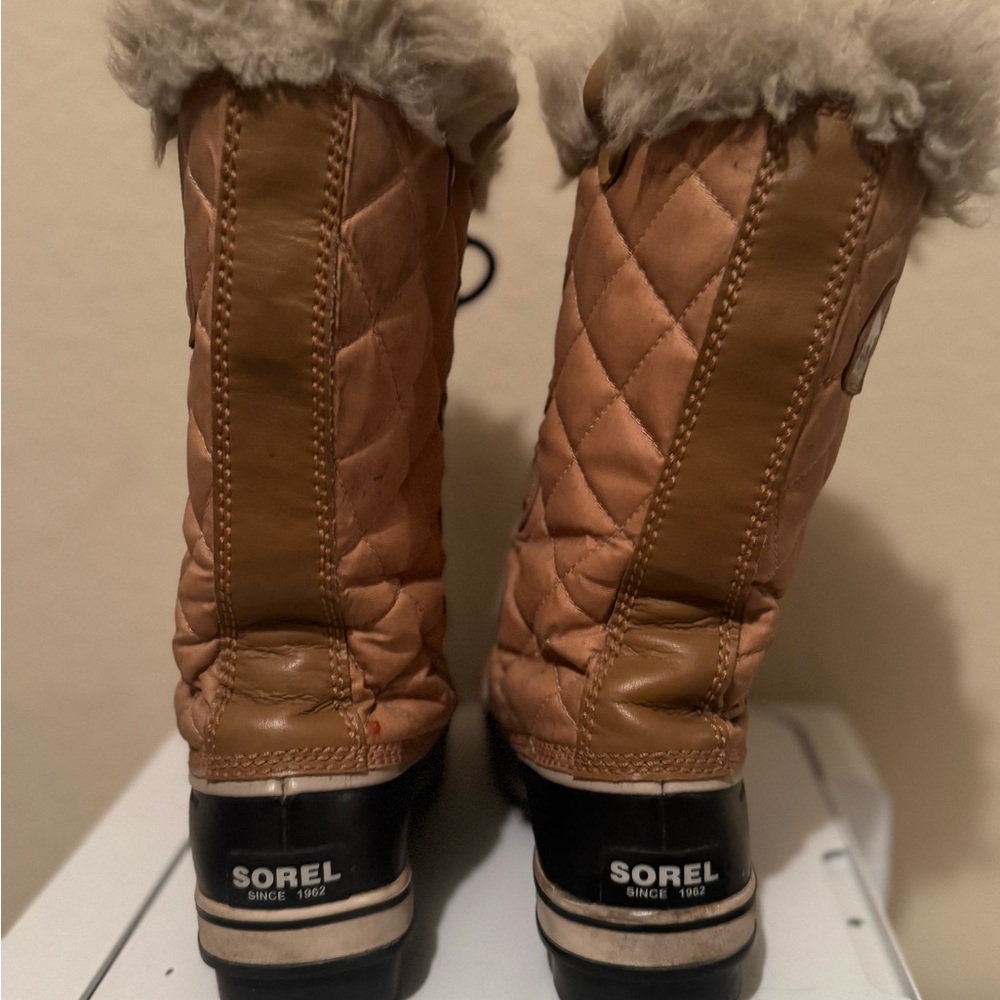 Women's Tan and Black Winter Boots - Picture 3 of 7